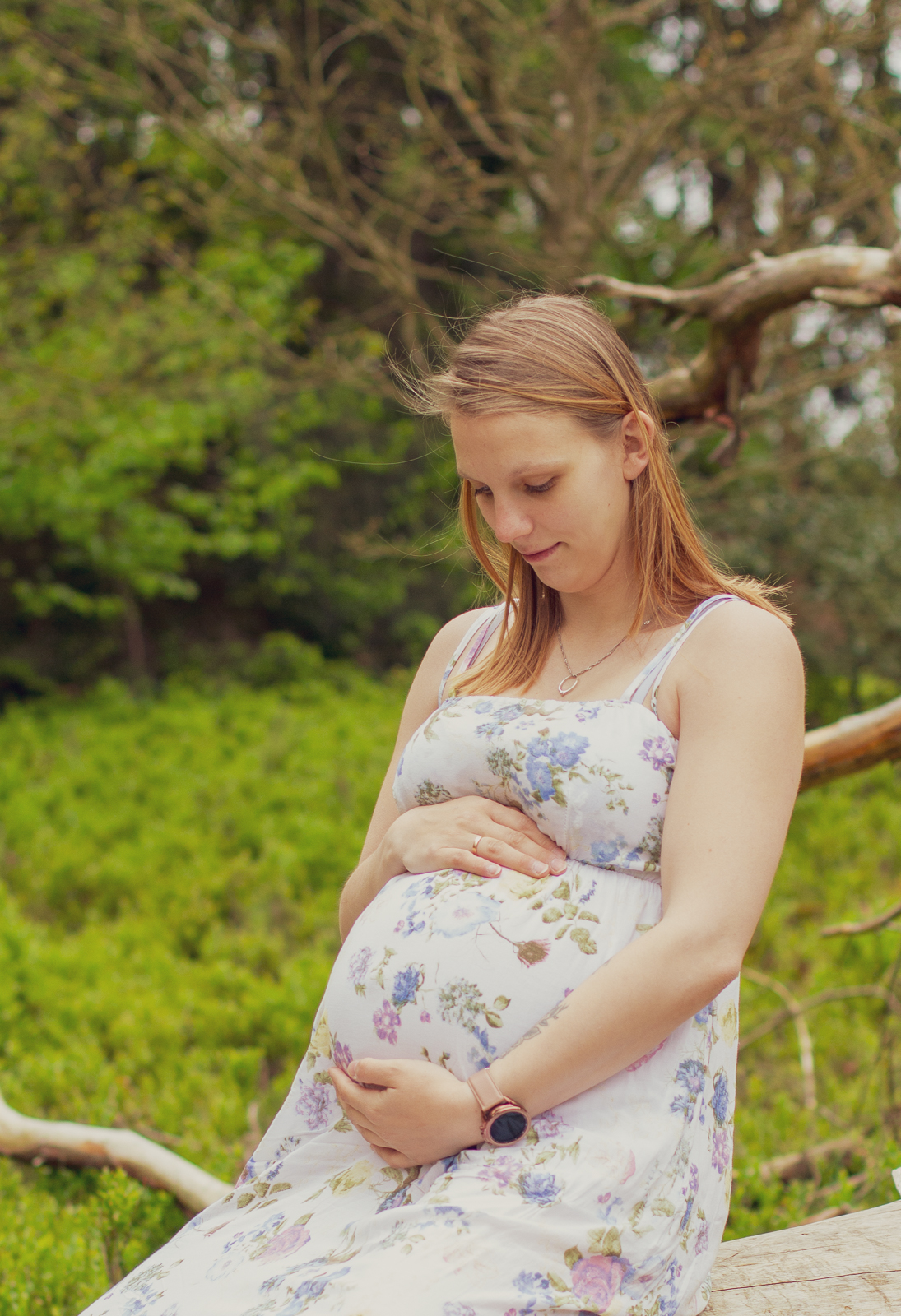 Familienfotografin in Marxen_Babybauchshooting Büsenbachtal